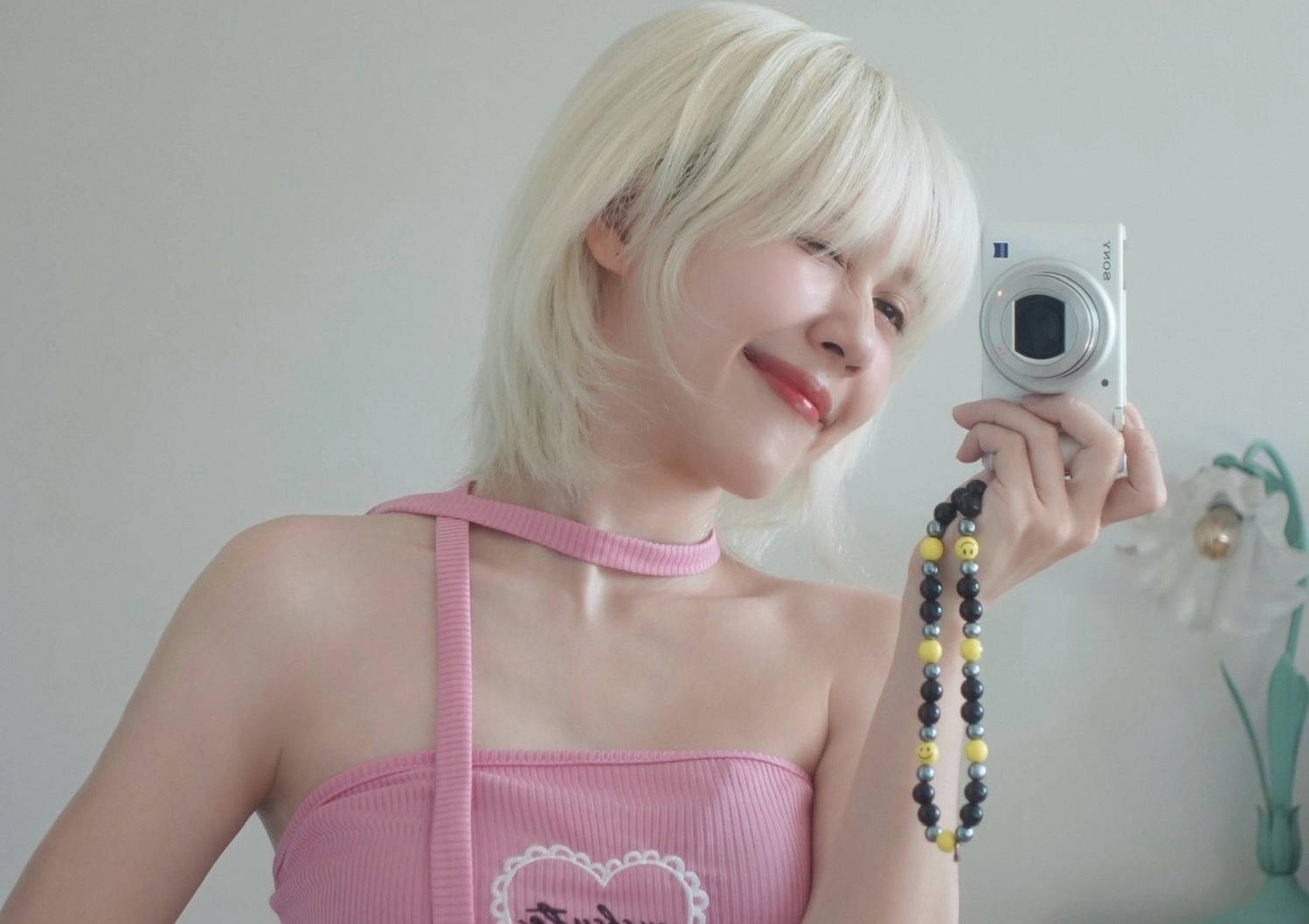 Dien mao khac la cua Hau Hoang hinh anh