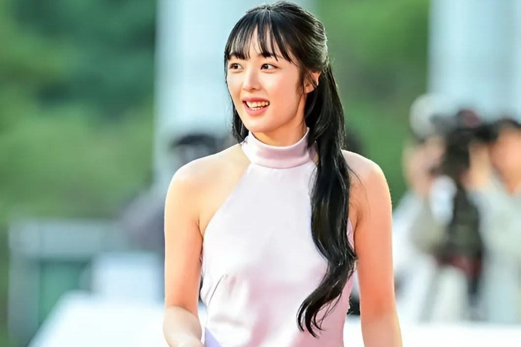 My nhan Kim Bo Ra ly hon hinh anh