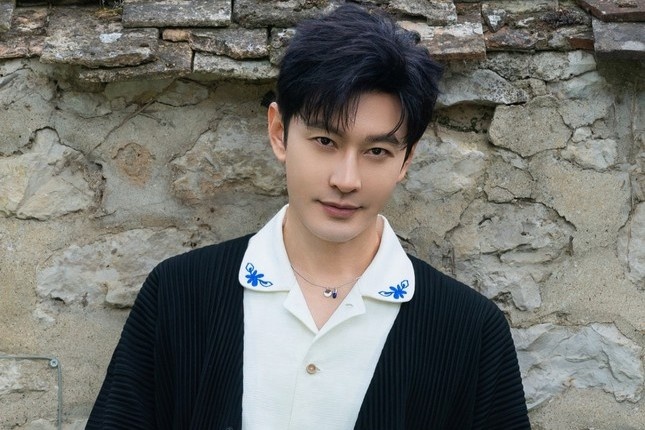 Video Huynh Hieu Minh danh may gay ban tan hinh anh