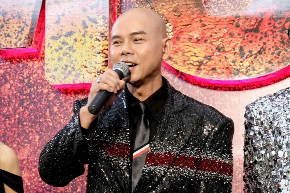 Phan Dinh Tung noi nguyen nhan bi thung mang nhi hinh anh