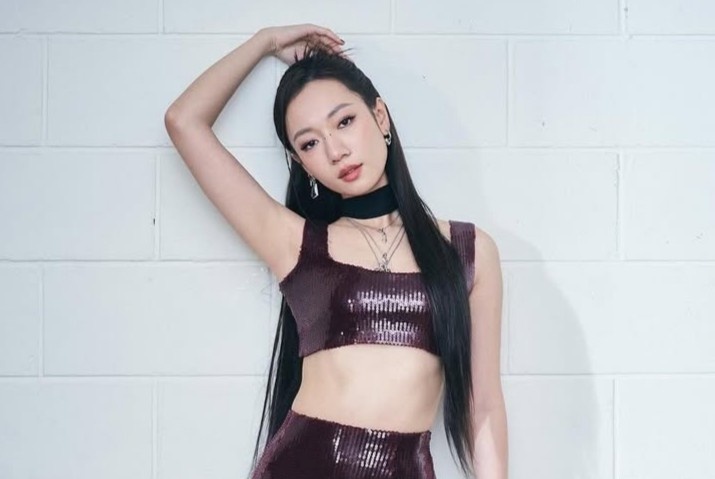 Ngo Trac Nguyen sau on ao ngoai tinh hinh anh