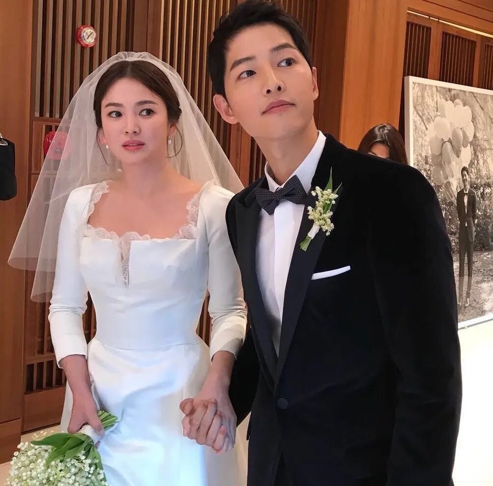 Song Hye Kyo,  Song Joong Ki,  sao Han anh 4