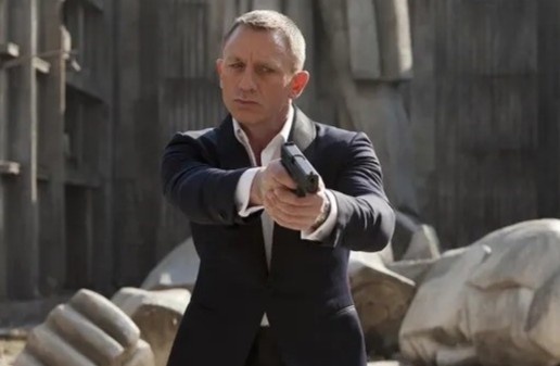 'Diep vien 007' co dao dien moi hinh anh