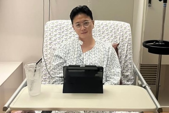 Jin Tae Hyun sau ca phau thuat ung thu hinh anh