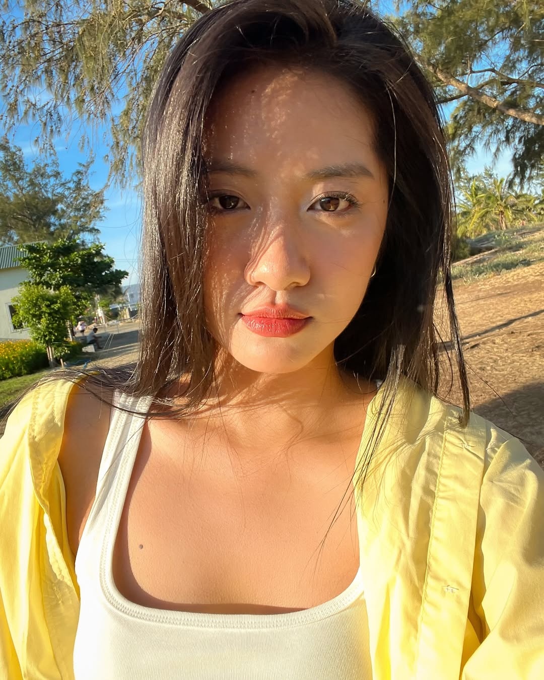 Nho_mua_he_oldbutgold_summer_HTL_TrucLinh.jpg