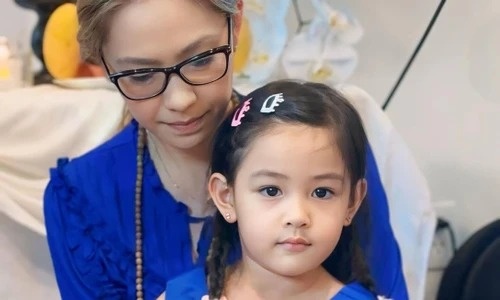 Vo Duc Tien nop chung cu gui tien tu My ve mua nha, dat o Viet Nam hinh anh