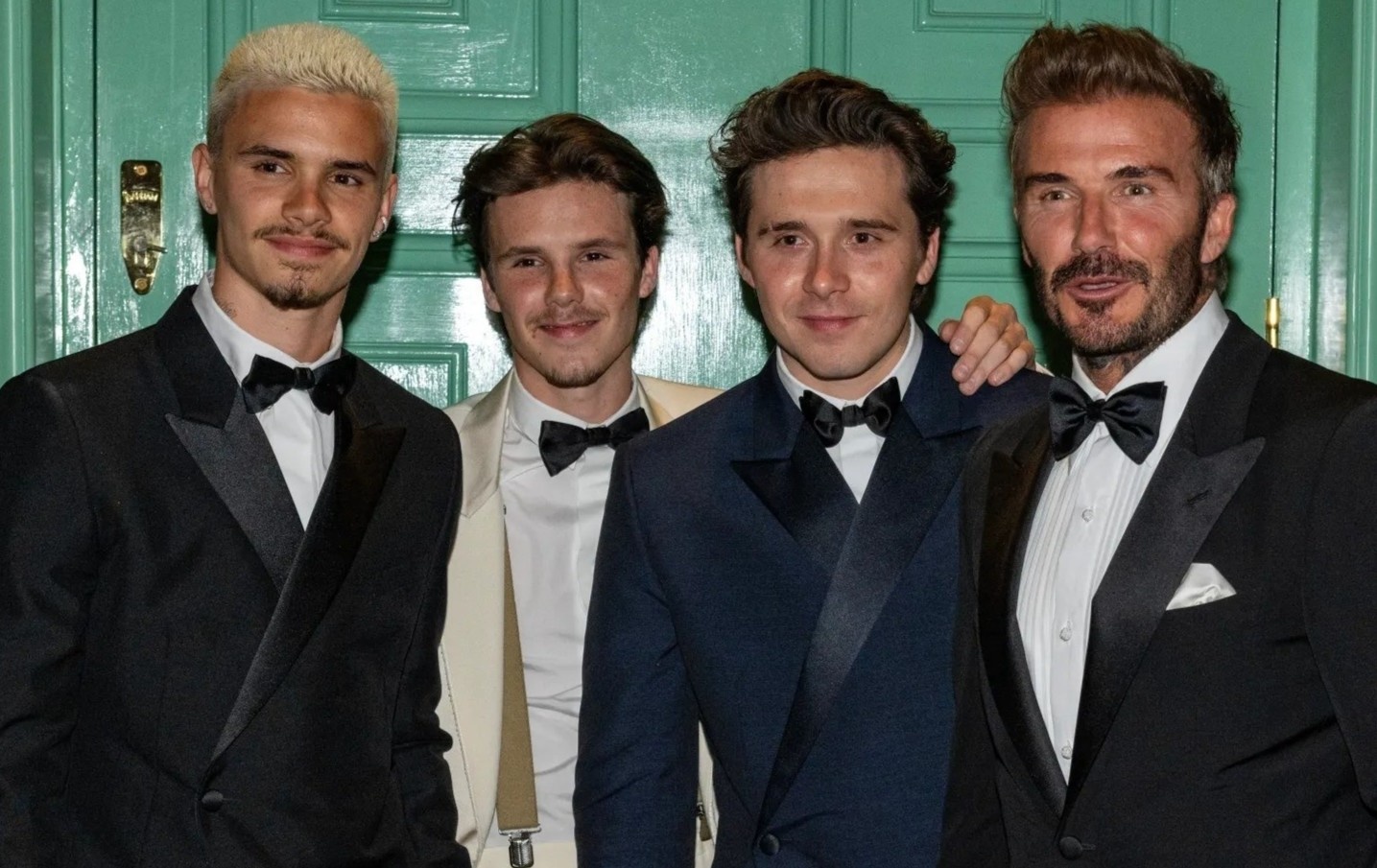 Brooklyn Beckham bi thay the? hinh anh