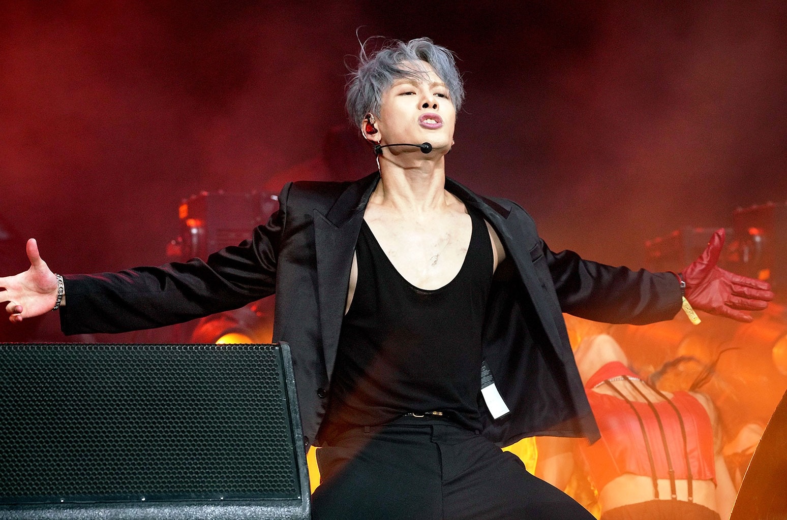 Jackson Wang nhap vien cap cuu hinh anh