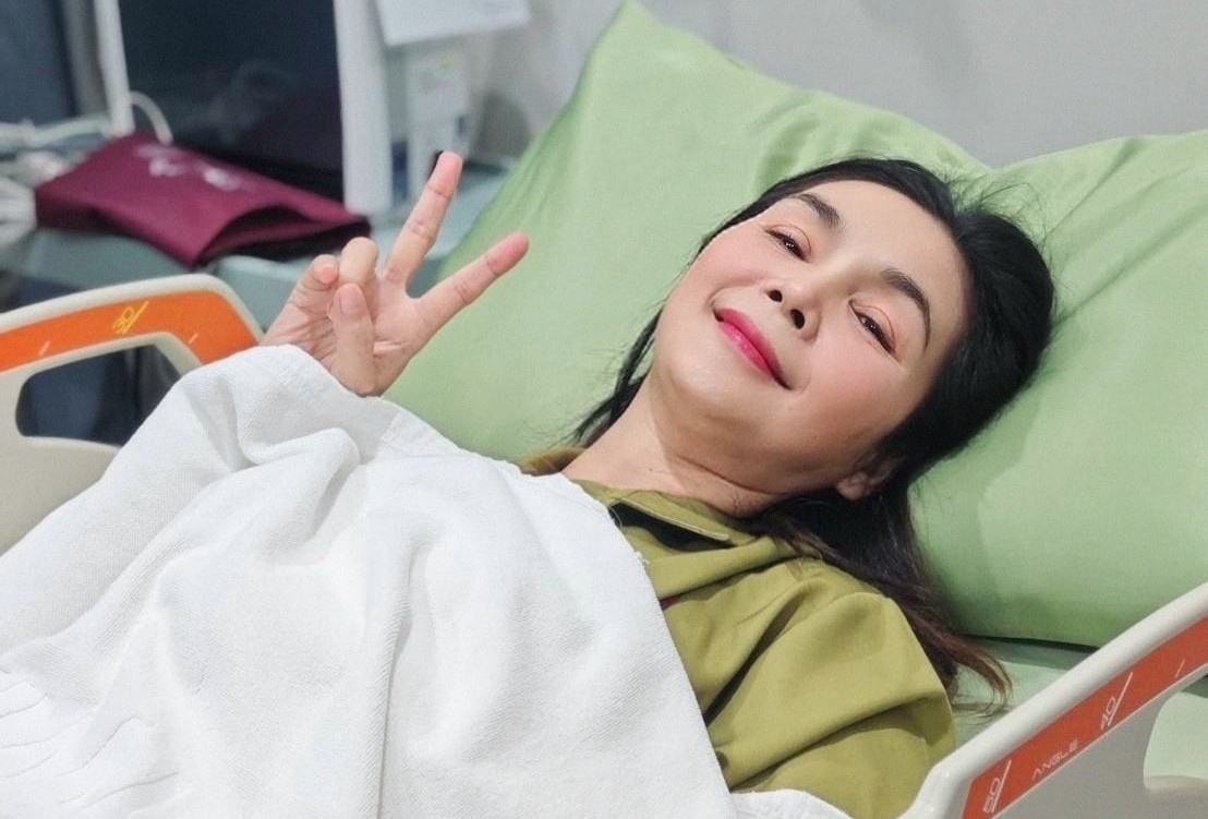 Nu ca si Thai nhap vien cap cuu hinh anh