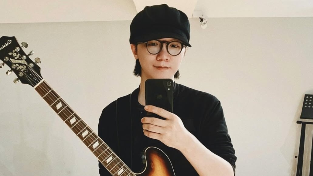 Ca si Ta Chan Dinh mat tich hinh anh