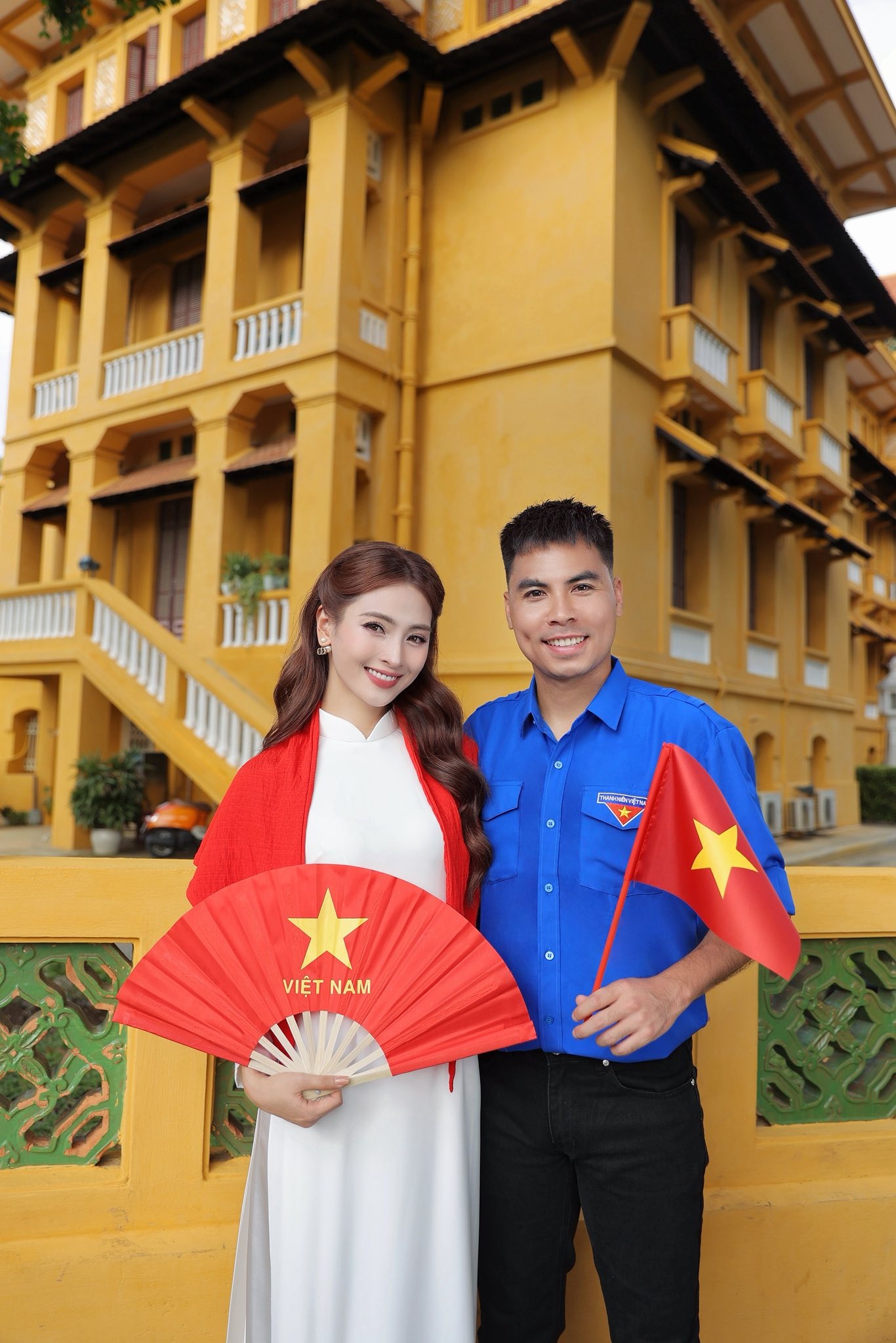 sao Viet mac ao dai anh 1