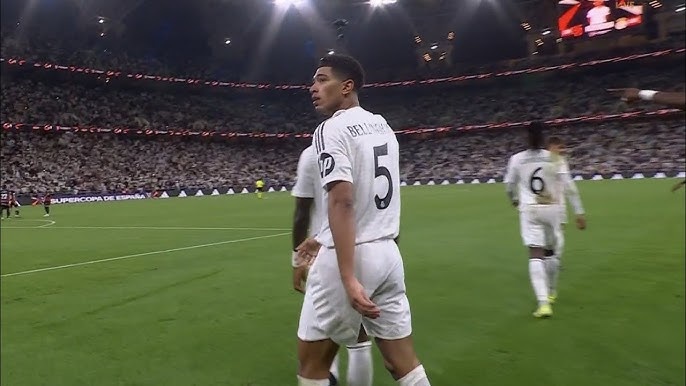 Pha xu ly thu hut trieu luot xem cua Bellingham hinh anh