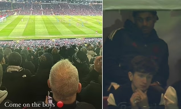 Rashford tram ngam tren khan dai san Old Trafford hinh anh