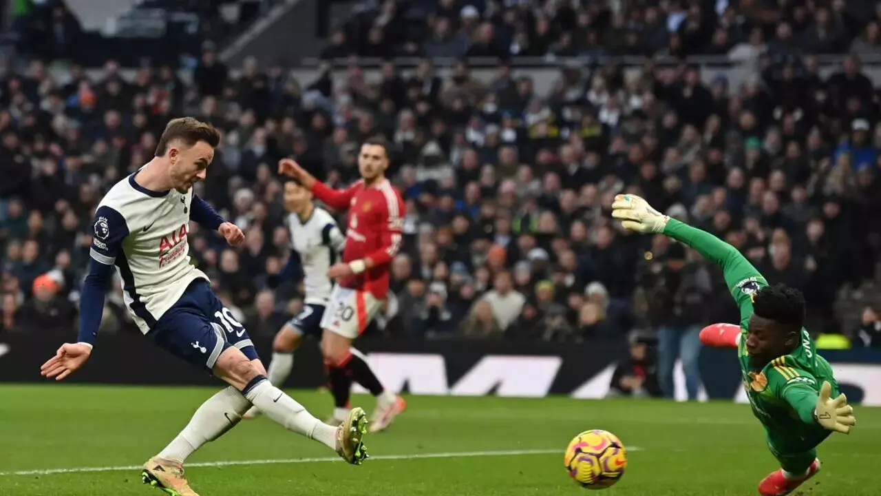 Moi goc do ve ban thang nhan chim Man Utd cua Maddison hinh anh