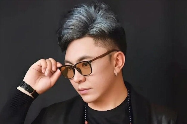 Ca si noi tieng Tay Tang qua doi o tuoi 39 hinh anh