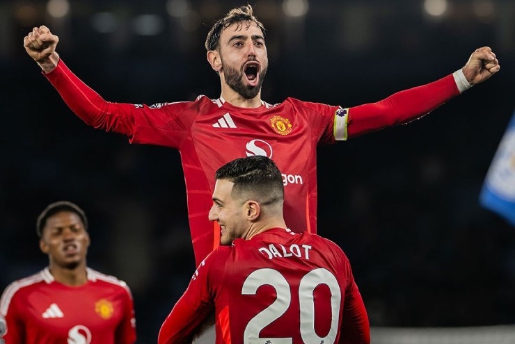 Bruno Fernandes toa sang trong ngay MU dai thang Leicester hinh anh