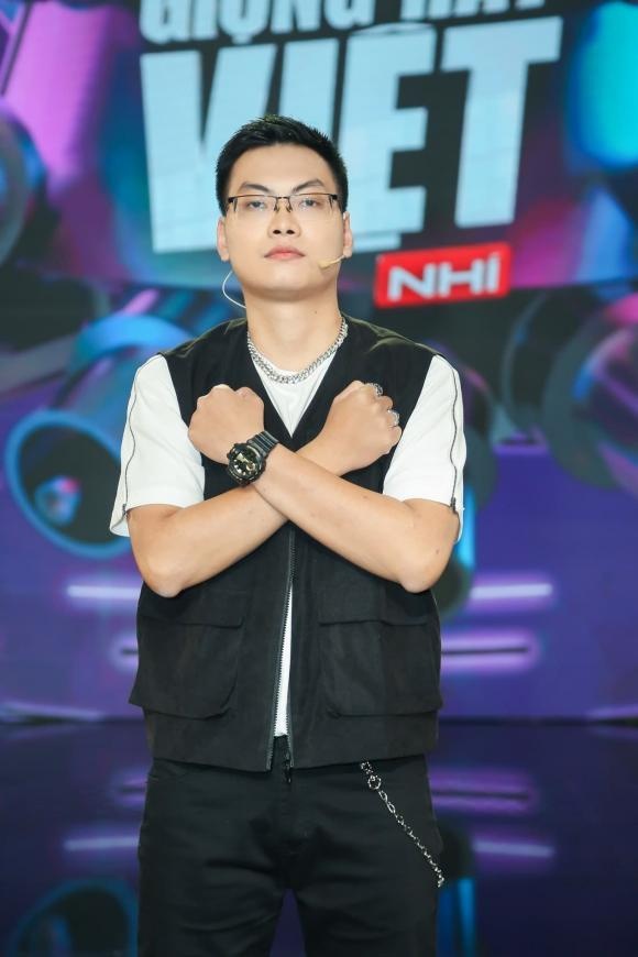 hung_cao_3_ngoisaovn_w1365_h2048.jpg