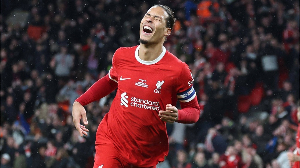 Nhung cau thu co thoi gian ra san nhieu nhat Ngoai hang Anh hinh anh