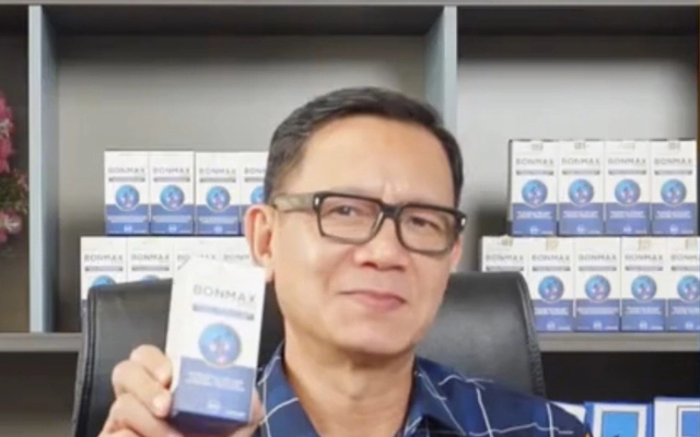 Quang cao thuoc 'huy diet' benh xuong khop, NSUT Pham Cuong noi gi? hinh anh