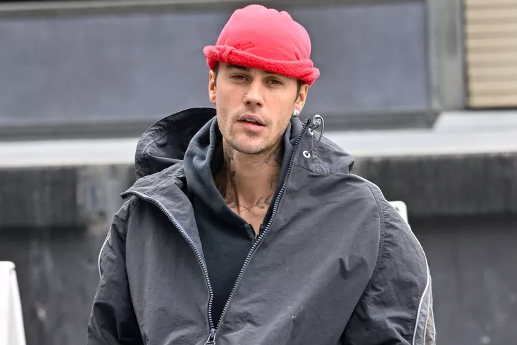 Justin Bieber phu nhan no hang trieu USD hinh anh