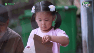 Bo oi minh di dau the gay tranh cai hinh anh