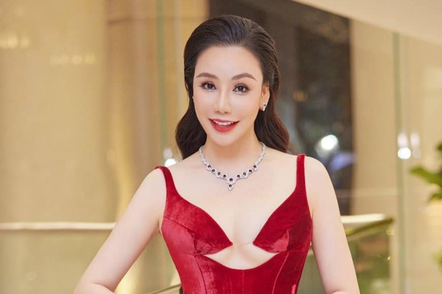 Ho Quynh Huong truoc le cuoi hinh anh