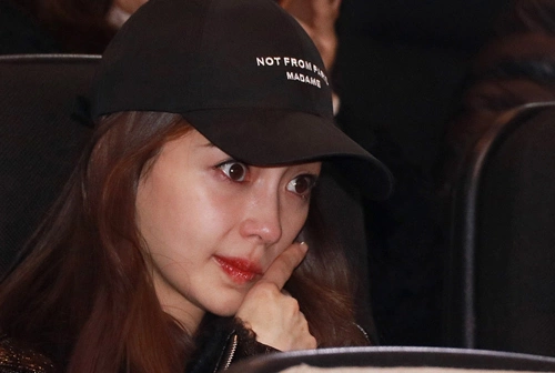 Tinh trang dang lo cua Angelababy hinh anh