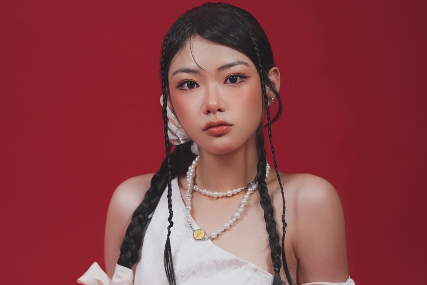 'Em xinh' Anh Sang xin loi HIEUTHUHAI hinh anh