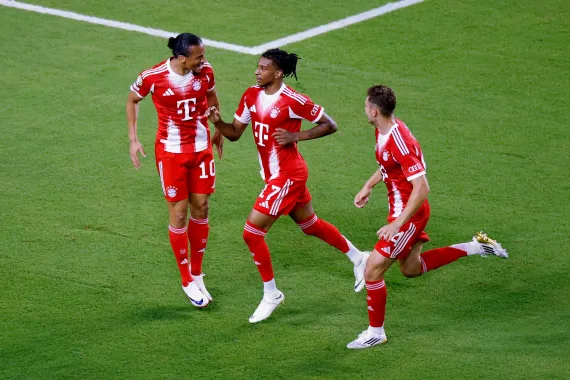 Bayern Munich ha guc Boca Juniors hinh anh