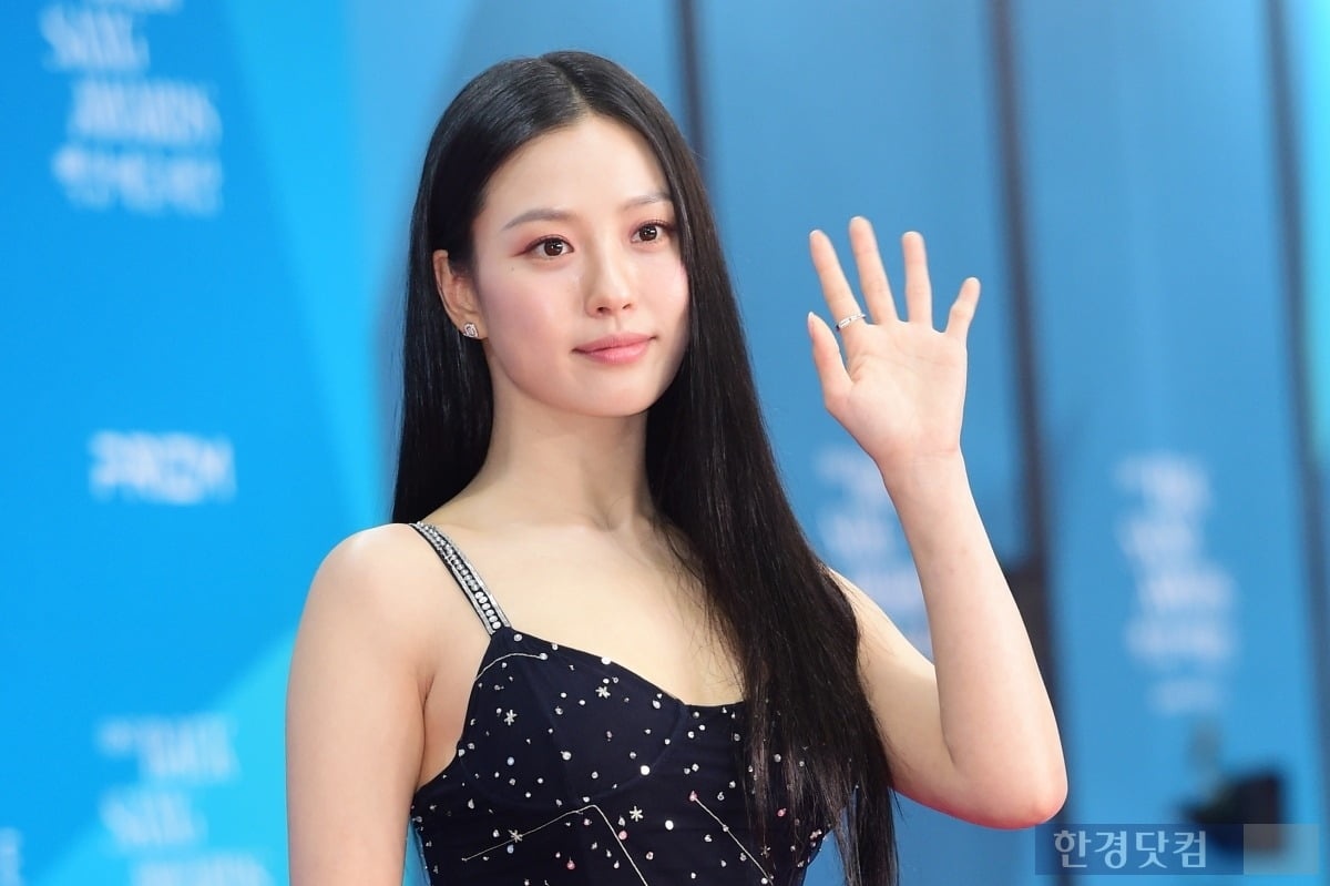 Nu dien vien bi cat vai vi bao luc hoc duong? hinh anh