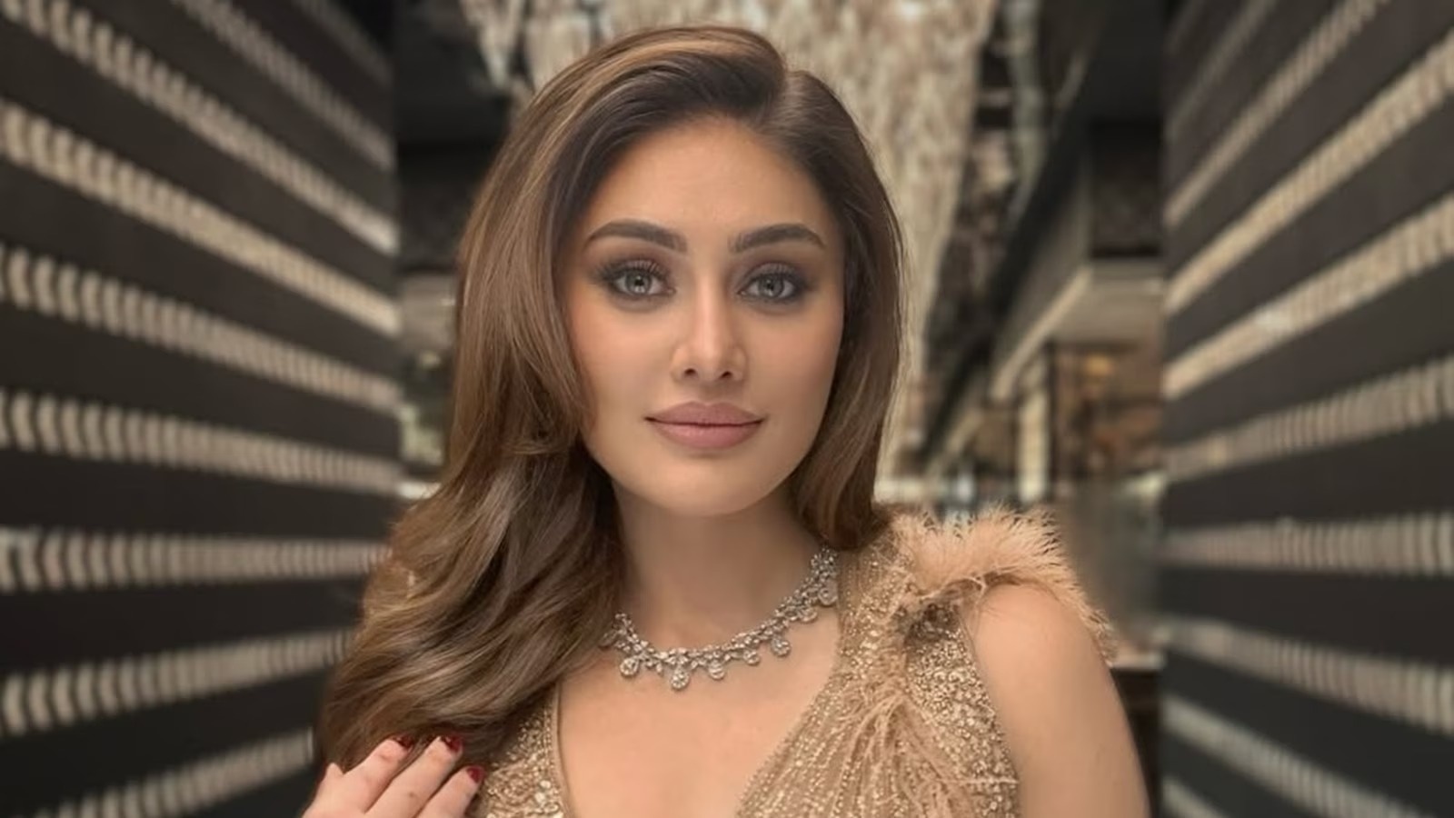 My nhan An Do qua doi o tuoi 42 hinh anh