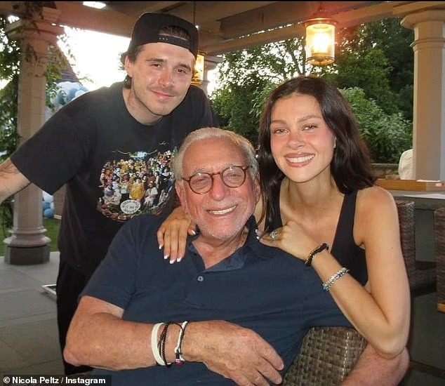 99882755_14863665_Brooklyn_Beckham_spent_the_weekend_celebrating_his_father_in_law_a_14_1751356326478_11zon.jpg
