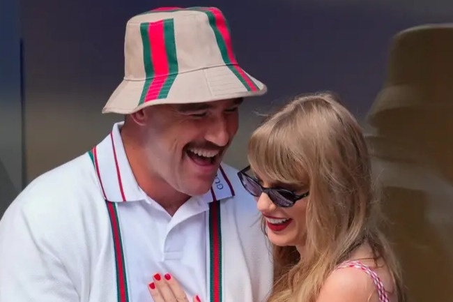 Taylor Swift ngay cang quan quyt ban trai hinh anh