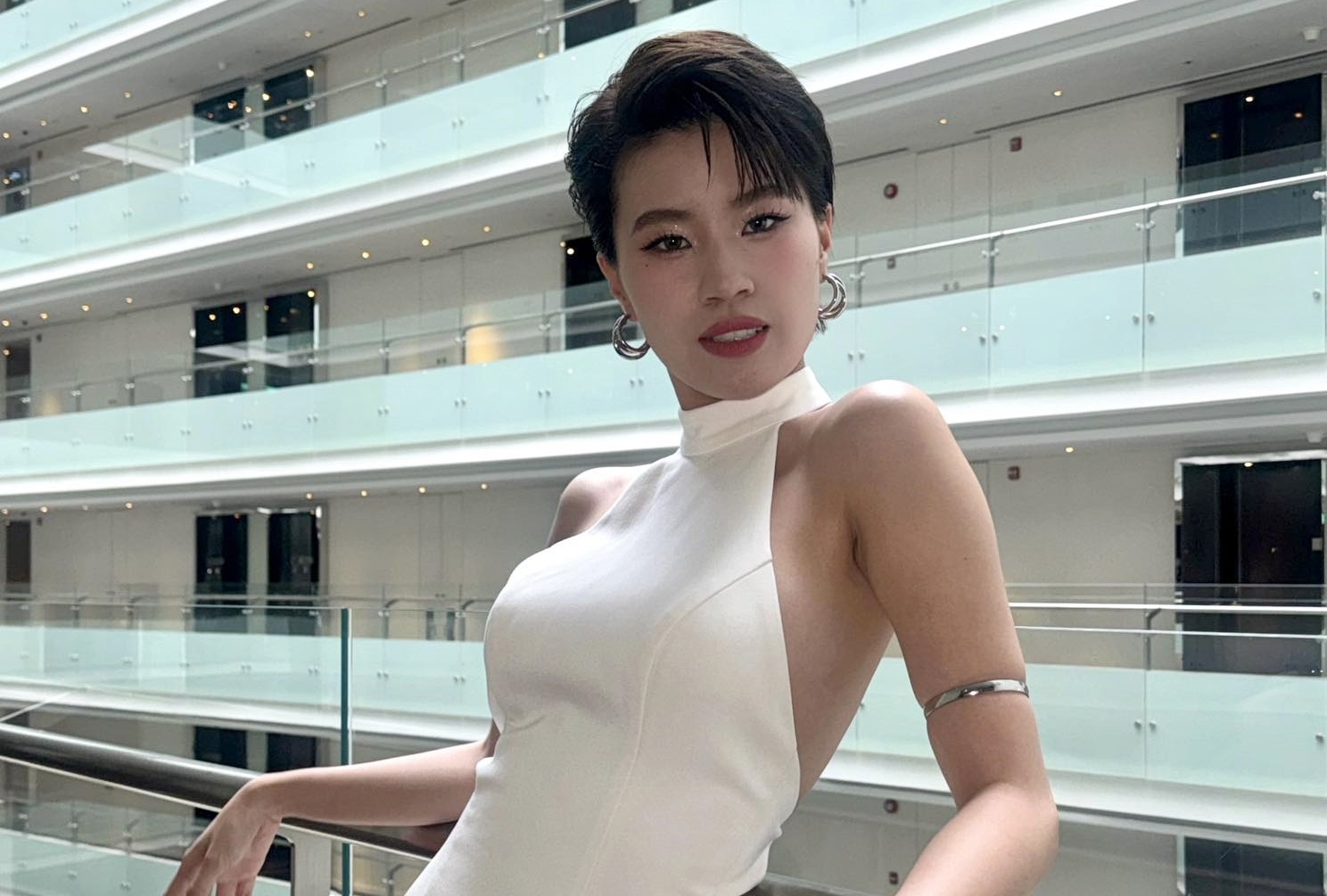 Phao roi vao nguy hiem hinh anh