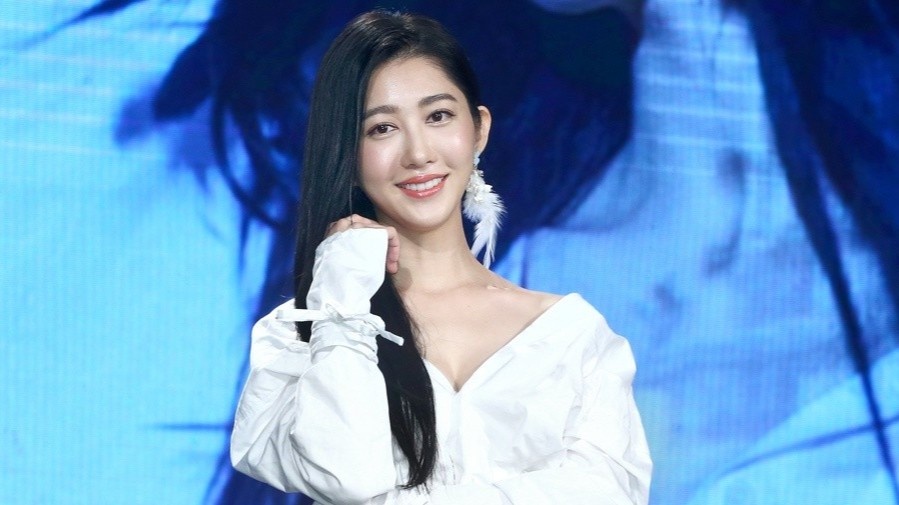 Su co trung phat no khien dien vien bi thung giac mac hinh anh