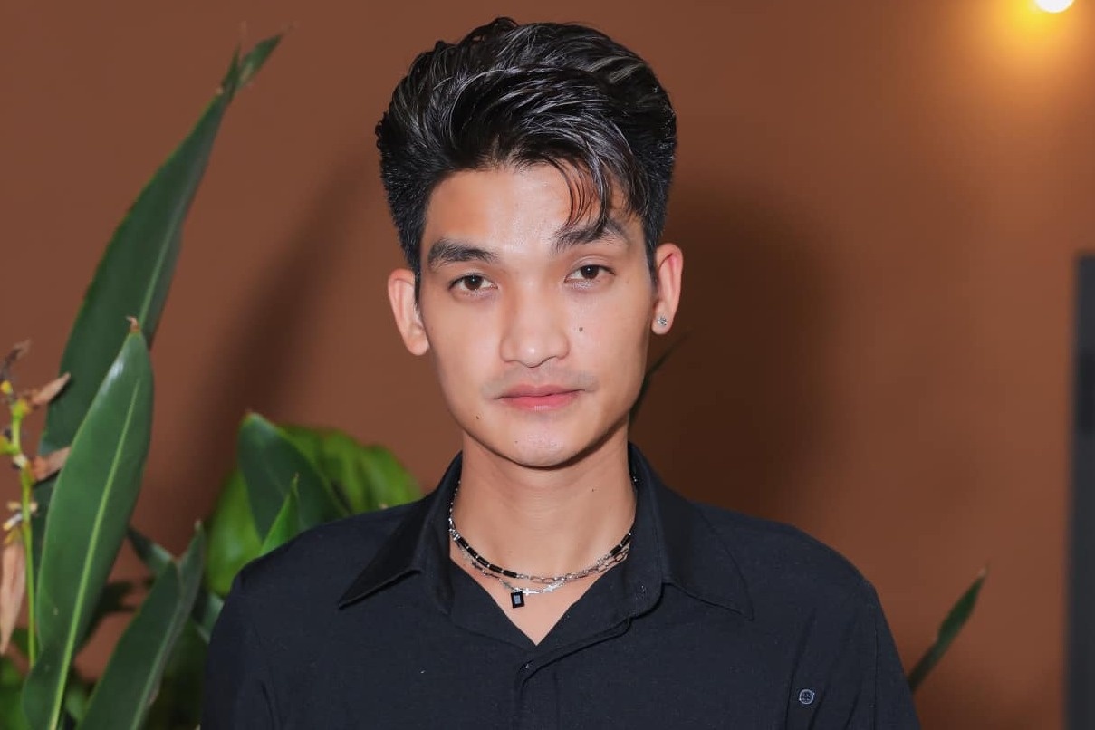 Mac Van Khoa canh bao hinh anh