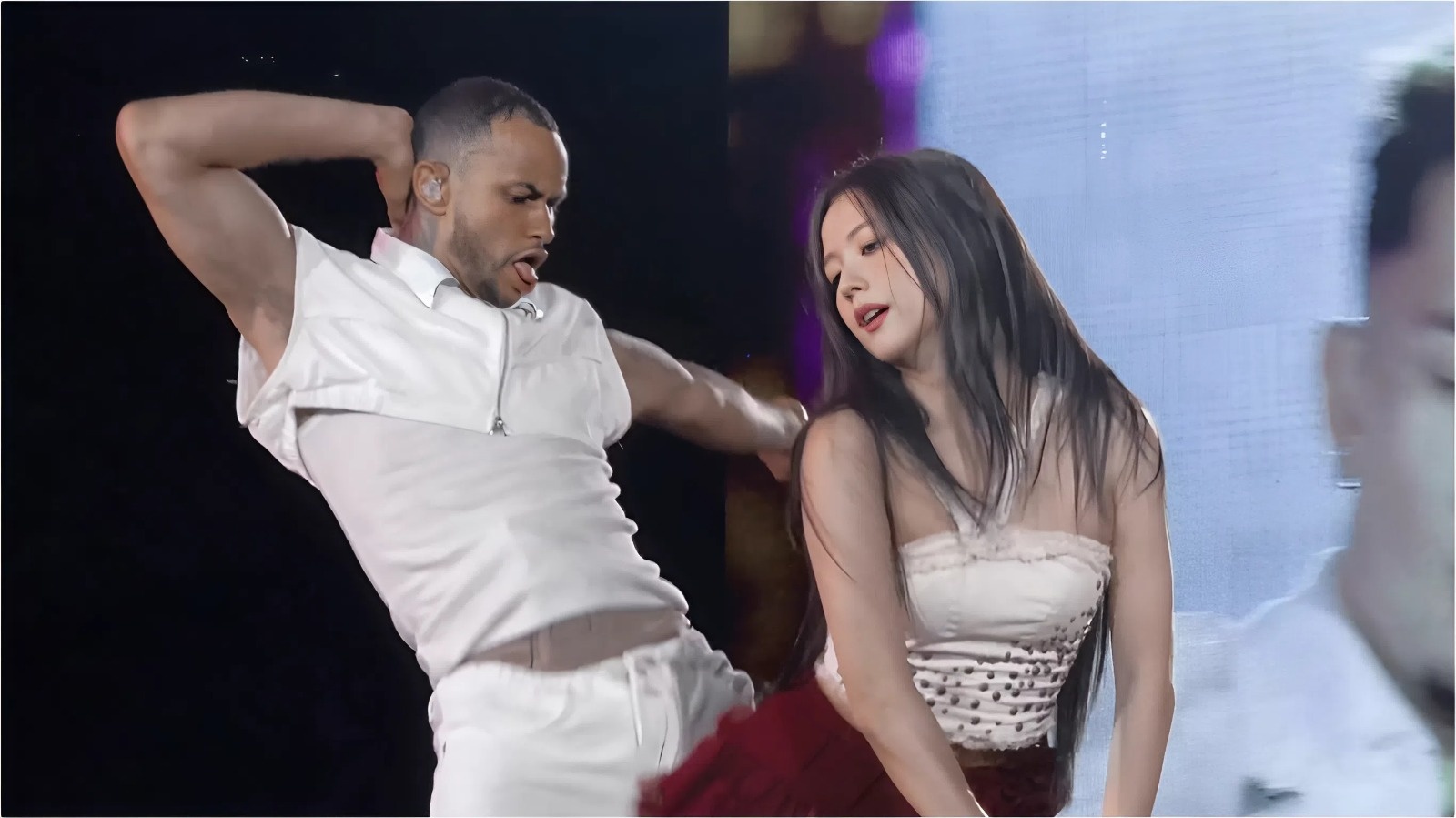 Dieu nhay goi cam cua Jisoo gay tranh luan hinh anh