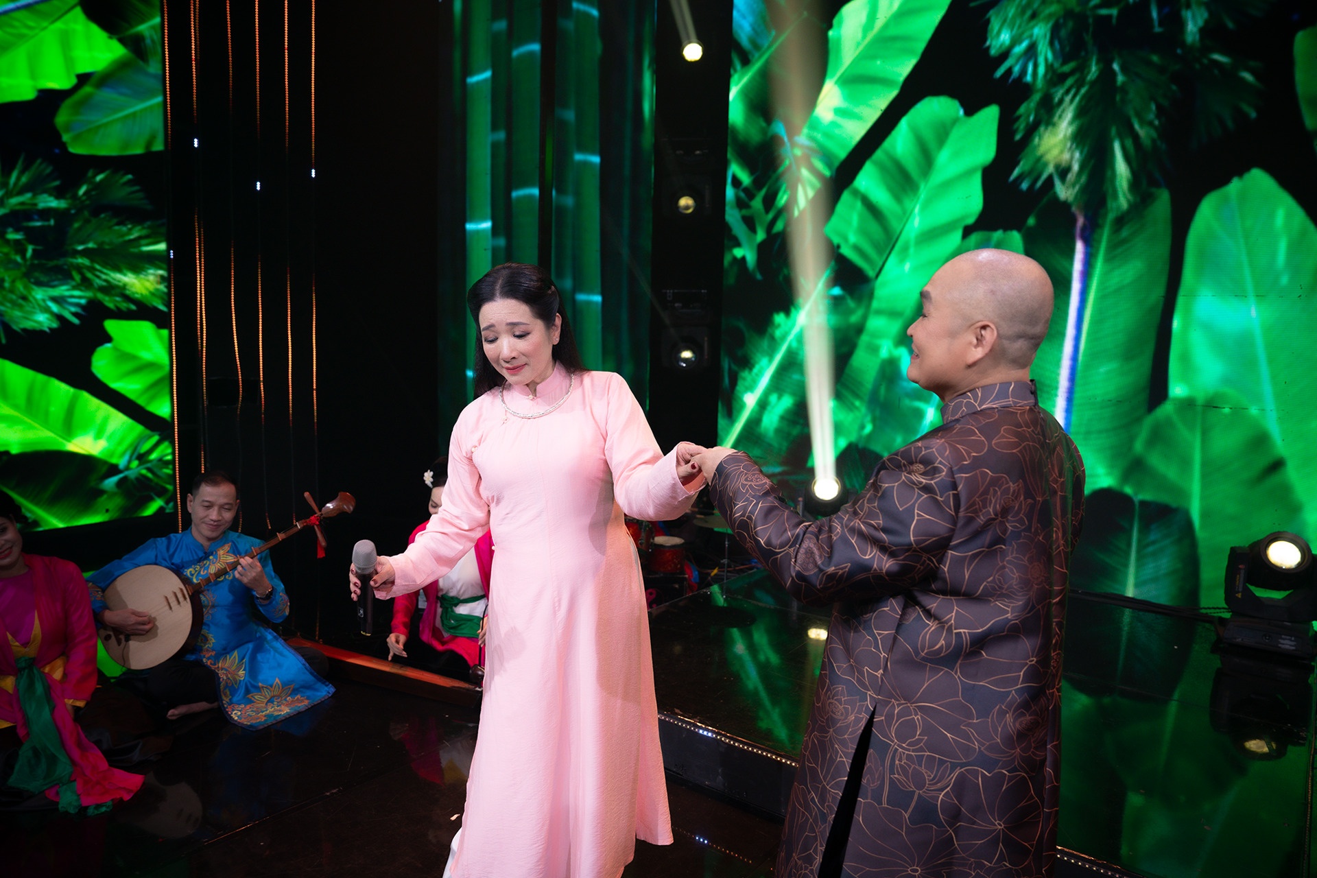 nghe_si_xuan_hinh_4_0843.jpg