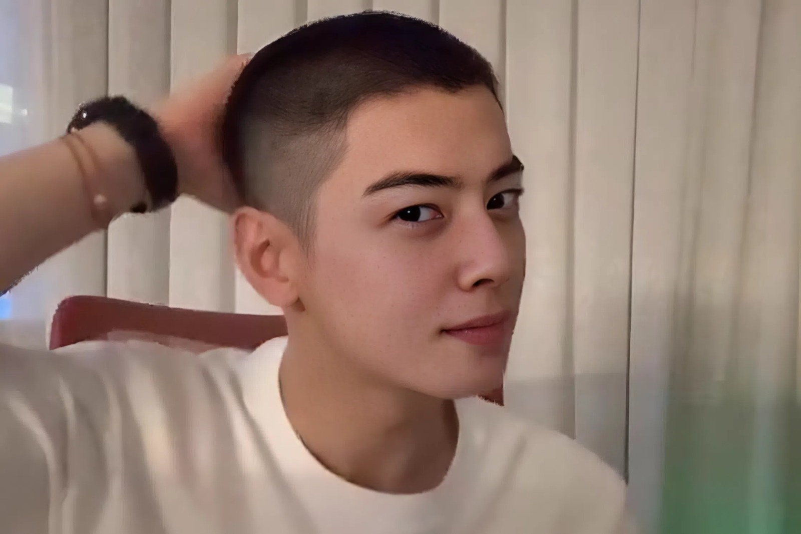 Cha Eun Woo cao dau, chuan bi nhap ngu hinh anh