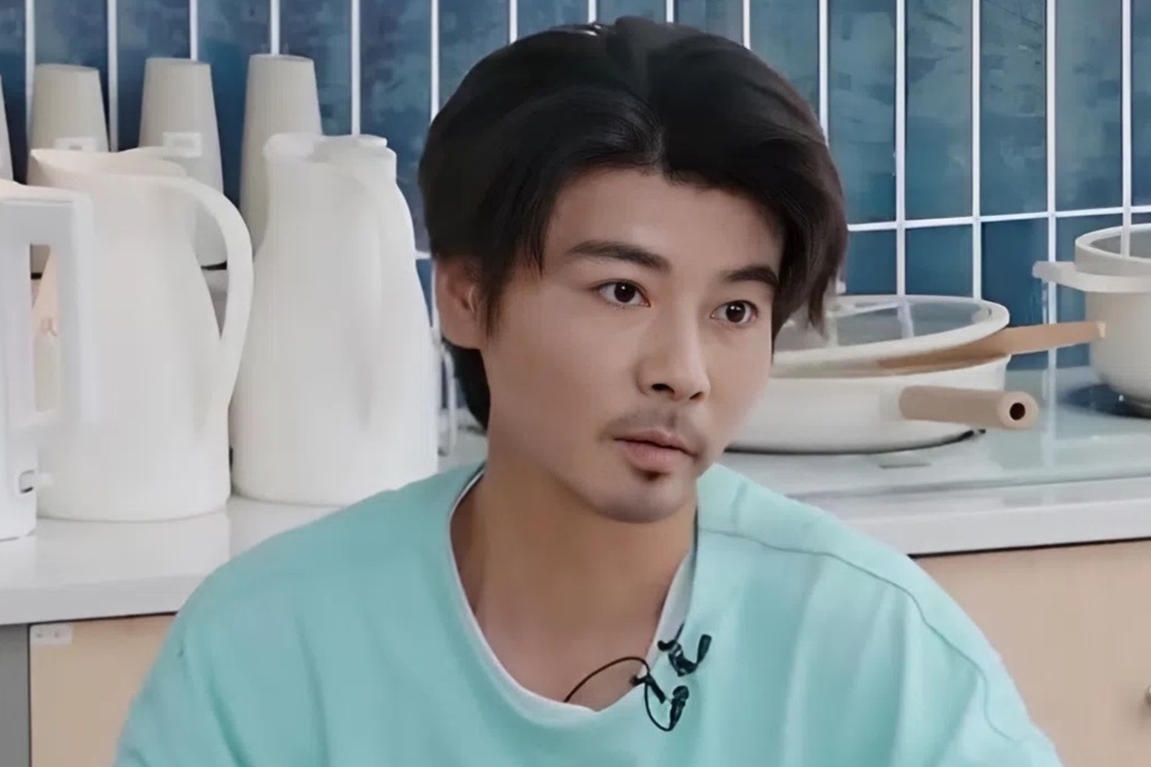 Truong Tan suyt chet vi len con dau tim khi di du lich hinh anh