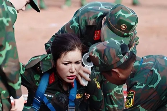 Minh Tu rut khoi Sao nhap ngu hinh anh