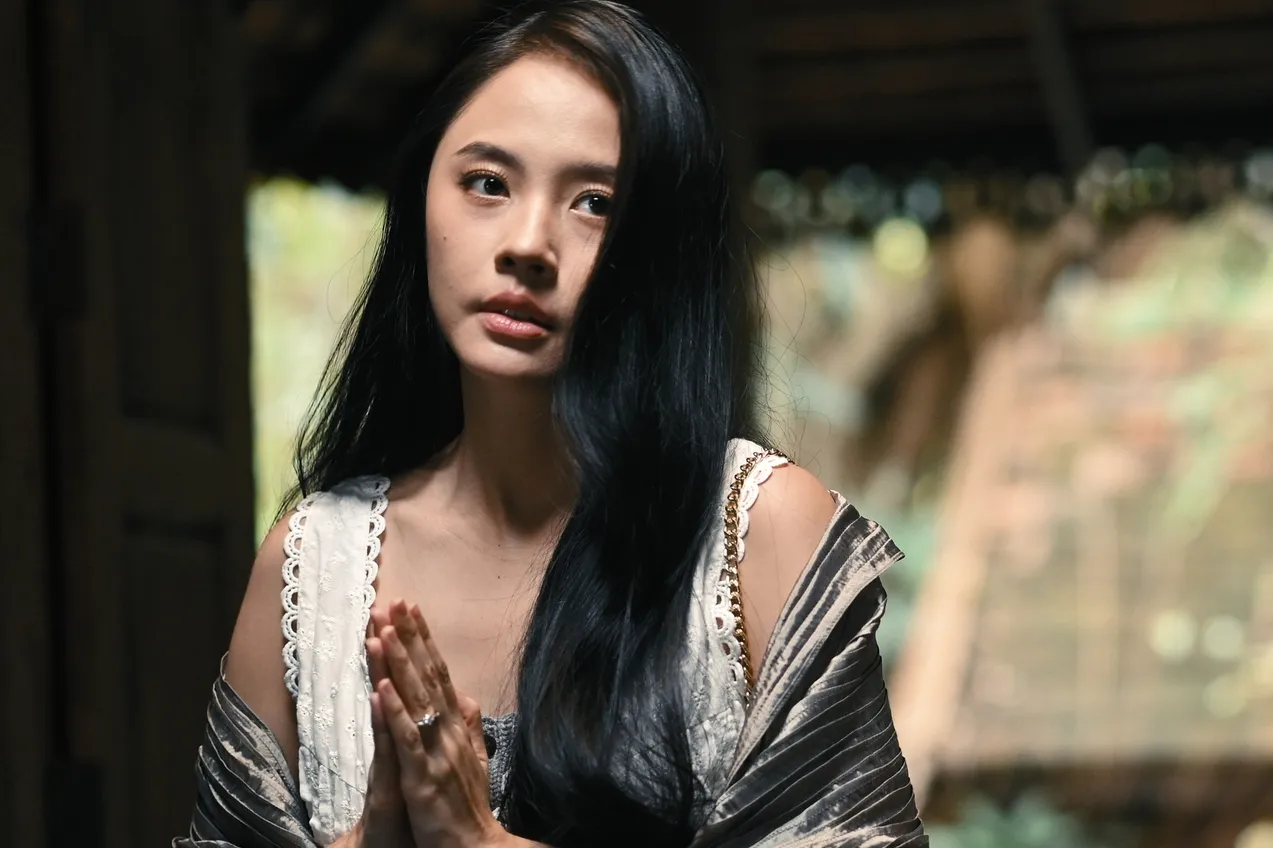 Phim 'Co dau ma' tham bai hinh anh