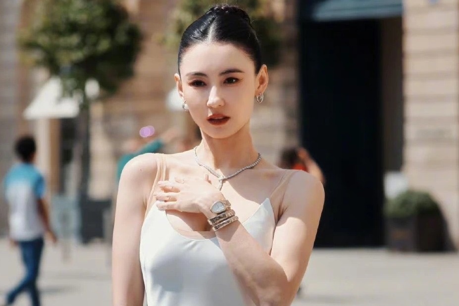 Hinh anh ca tinh cua Truong Ba Chi hinh anh