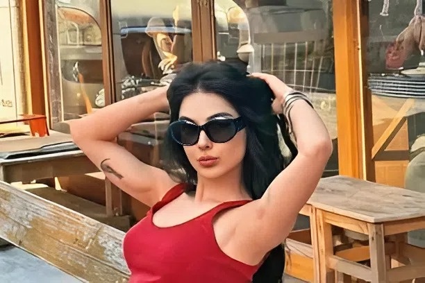 Ban gai tin don kem 20 tuoi cua Nguyen Kinh Thien hinh anh