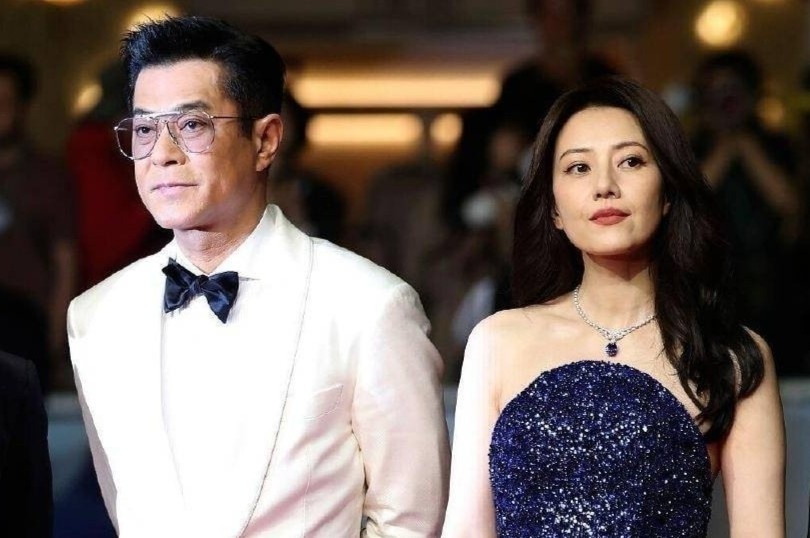 Phim co Co Thien Lac dinh be boi hinh anh