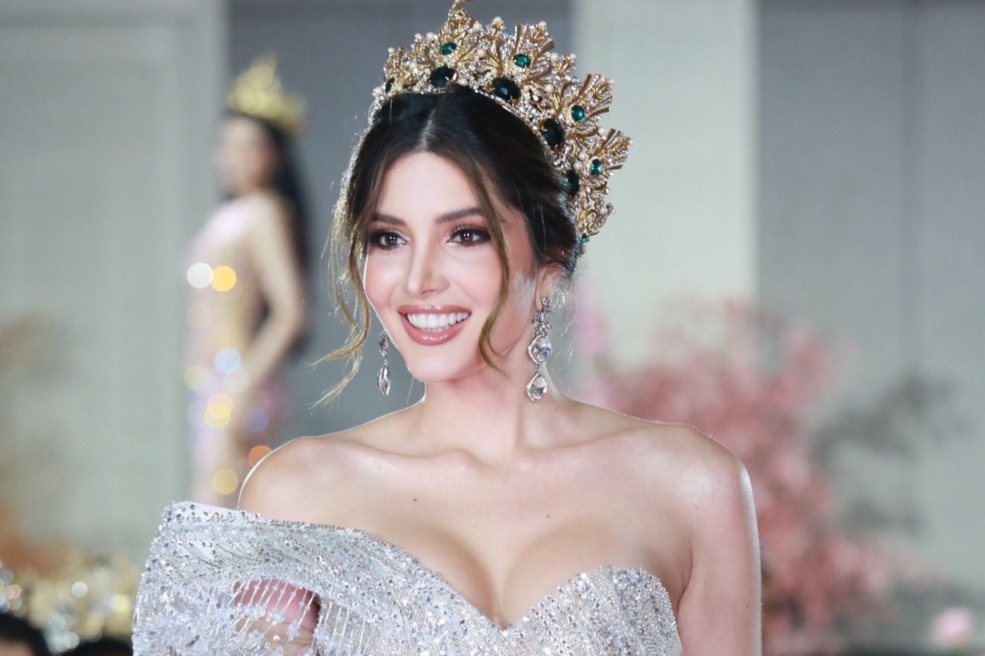 Sac voc co gai noi bat nhat Miss Grand hinh anh