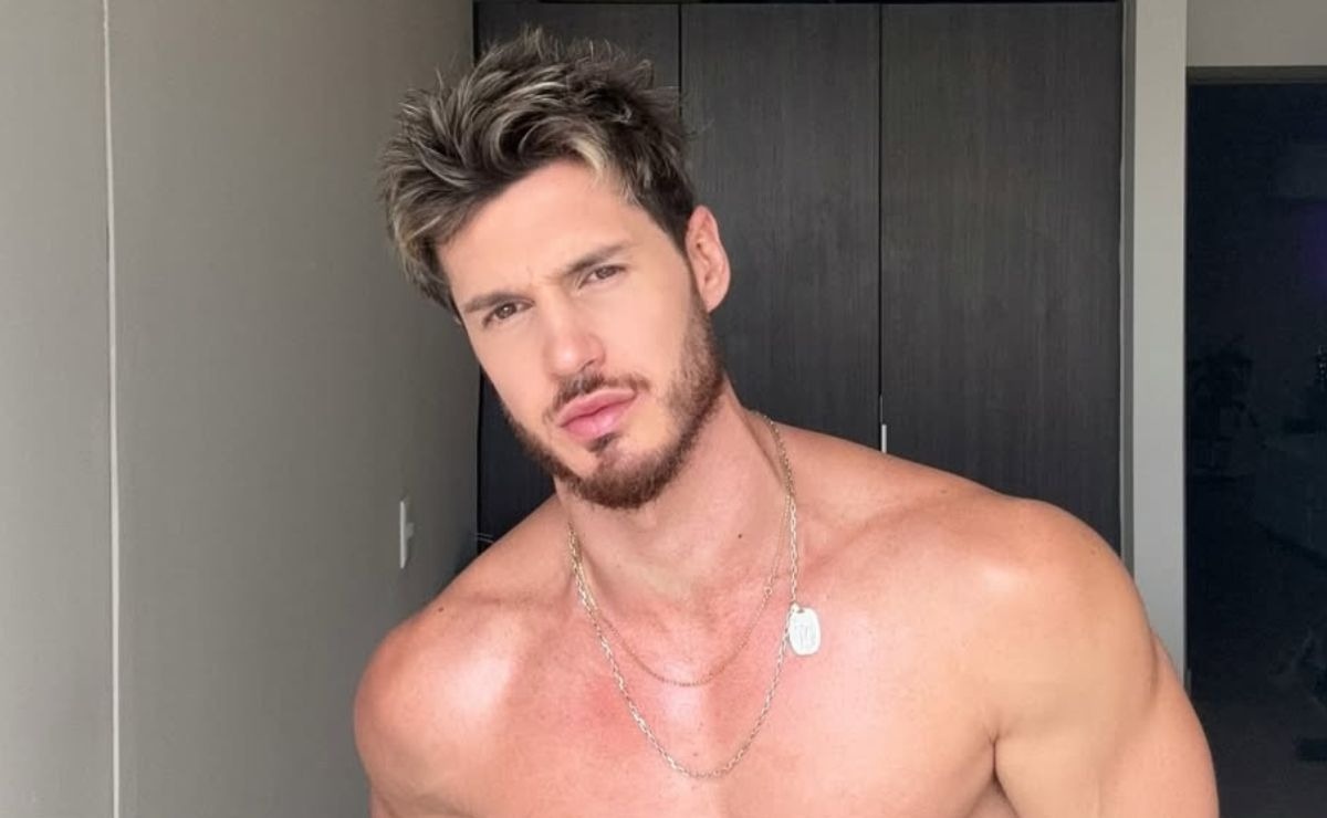 Nam ca si Fede Dorcaz bi ban chet khi dang lai xe hinh anh