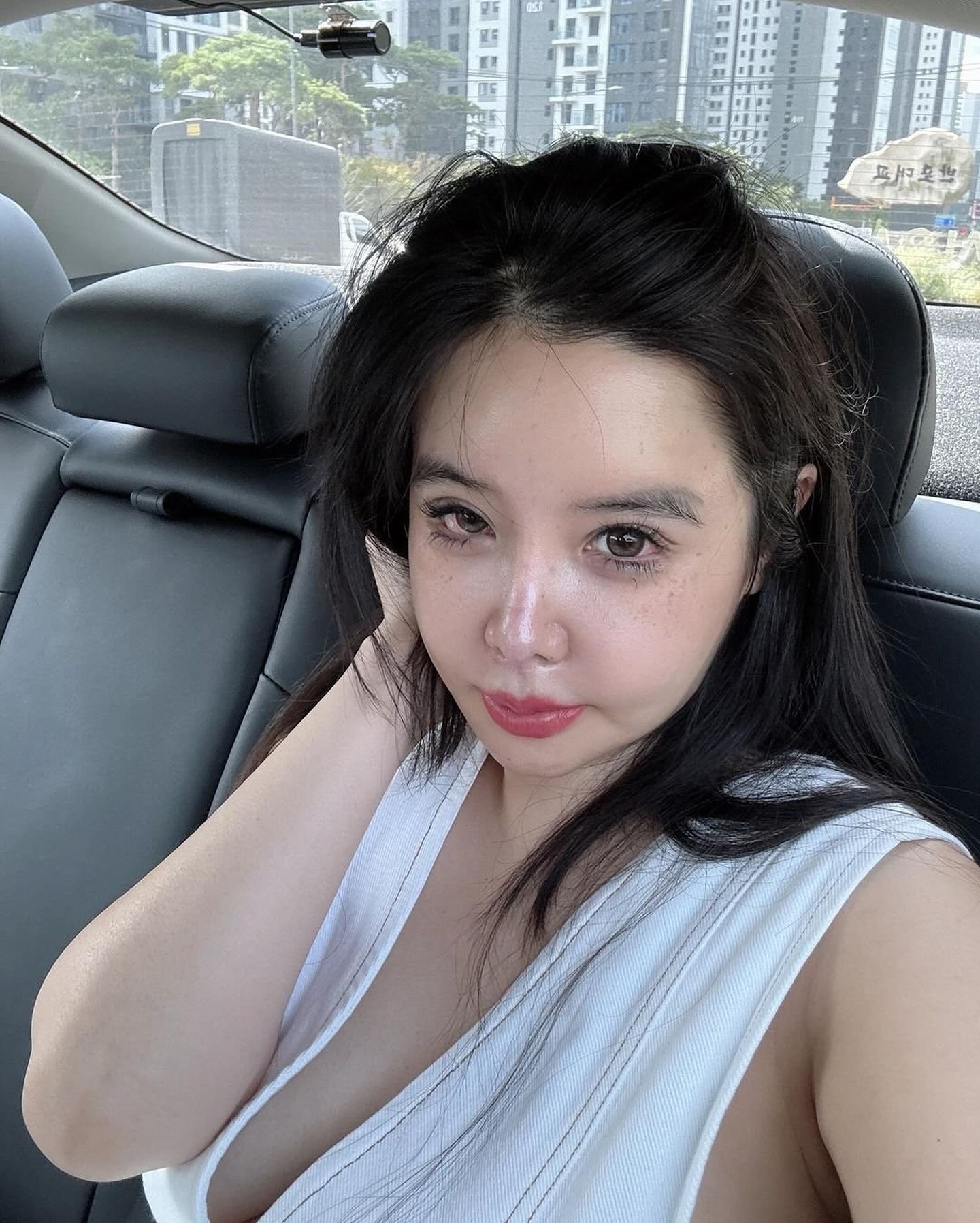 Park Bom anh 1