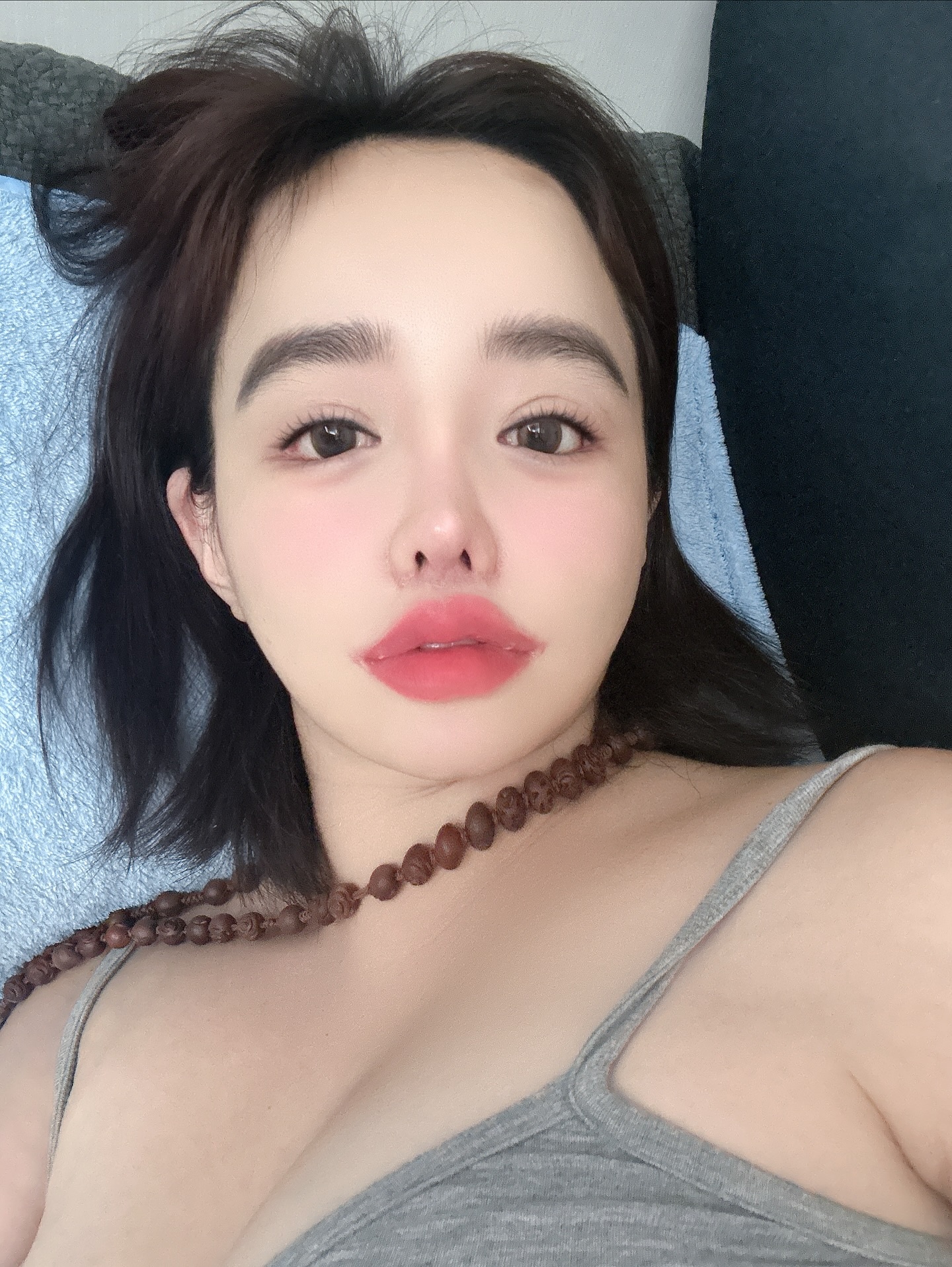Park Bom anh 1