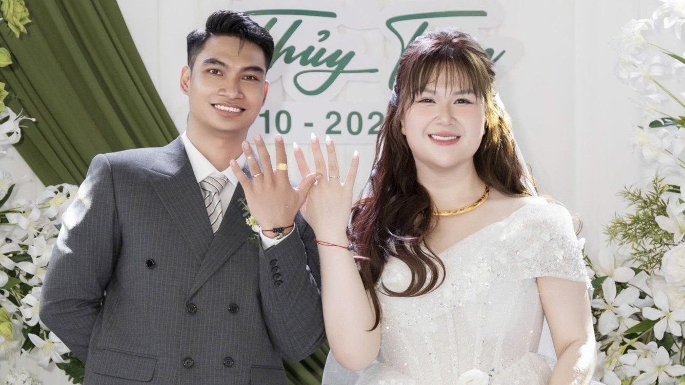 Dien vien 'Ve nha di con' ket hon hinh anh